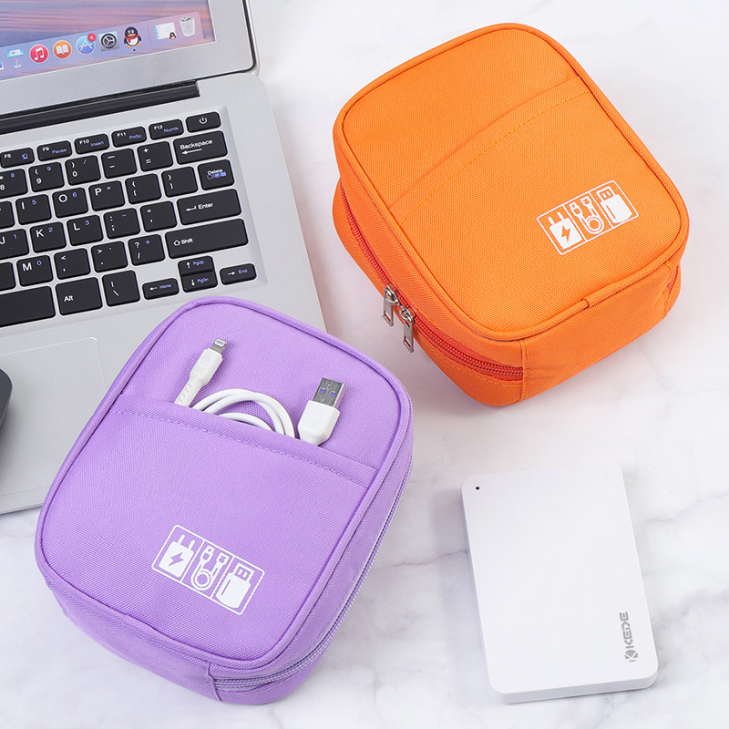 Nowa podróżna torba z organize – Cable Management Bag recenzja i cena