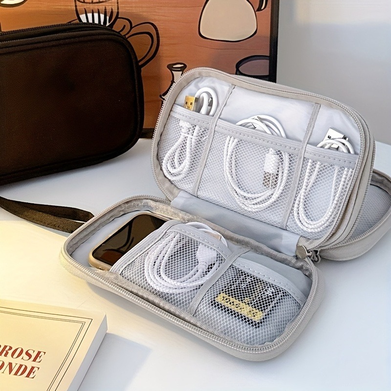 Torba podróżna z organizerem,  – Cable Management Bag recenzja i cena