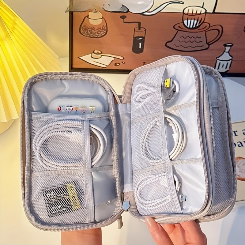 Torba podróżna z organizerem,  – Cable Management Bag recenzja i cena